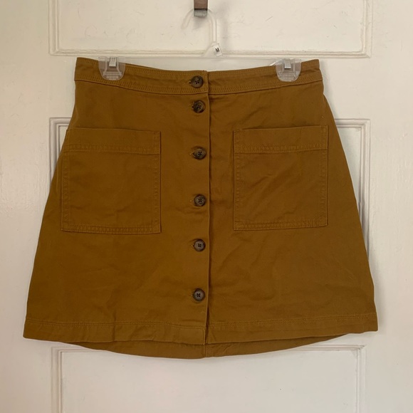 Old Navy Dresses & Skirts - 💚5 for $25💚 Old Navy Button Down Skirt w/Pockets